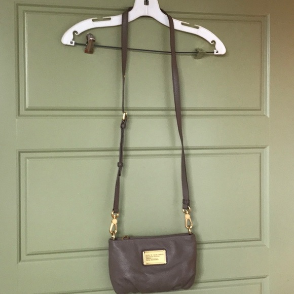 Marc By Marc Jacobs Handbags - Marc Jacobs. Crossbody bag.  Taupe perf size.